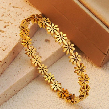 Daisy bloom Gold Bracelet
