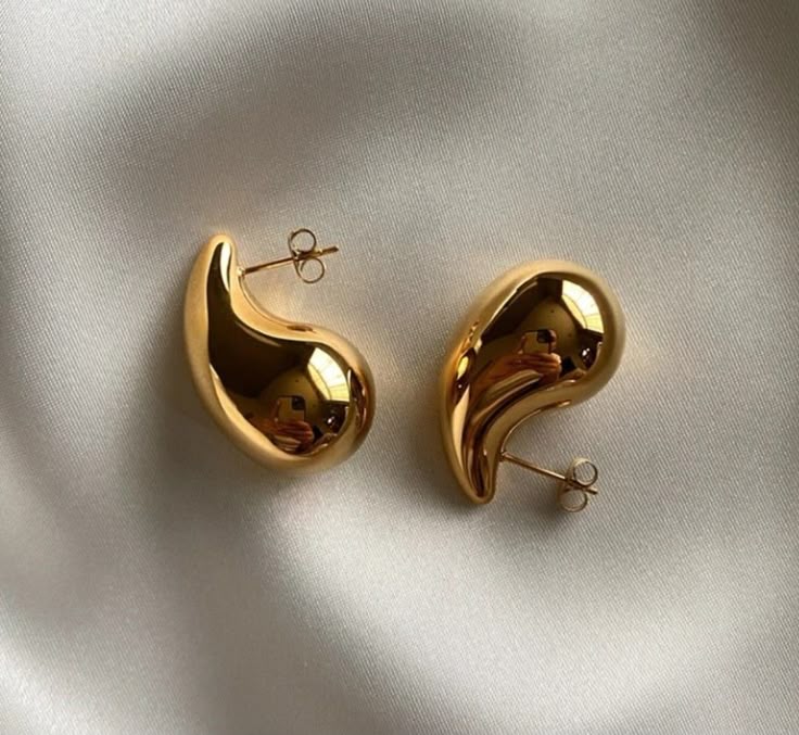 Gold Teardrop Studs