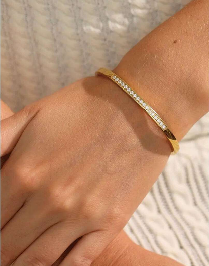 CZ Stones Sparkling Bangle