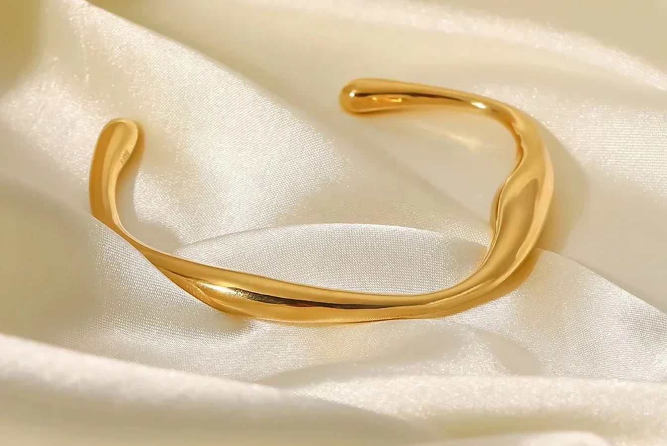 Liquid Flow Cuff Bracelet