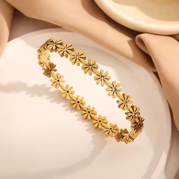 Daisy bloom Gold Bracelet
