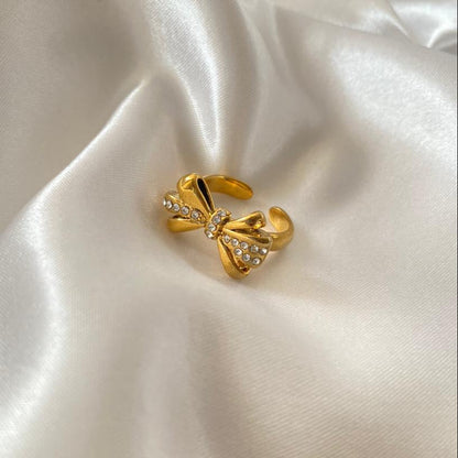 Bow Elegance Adjustable Ring