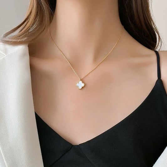 White clover Necklace